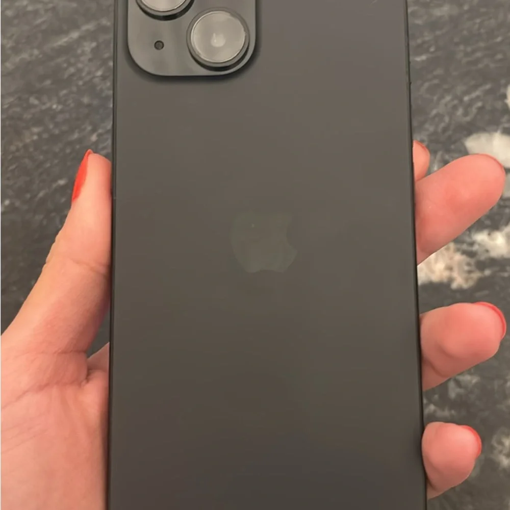 Apple IPhone 15 128 GB black unlocked